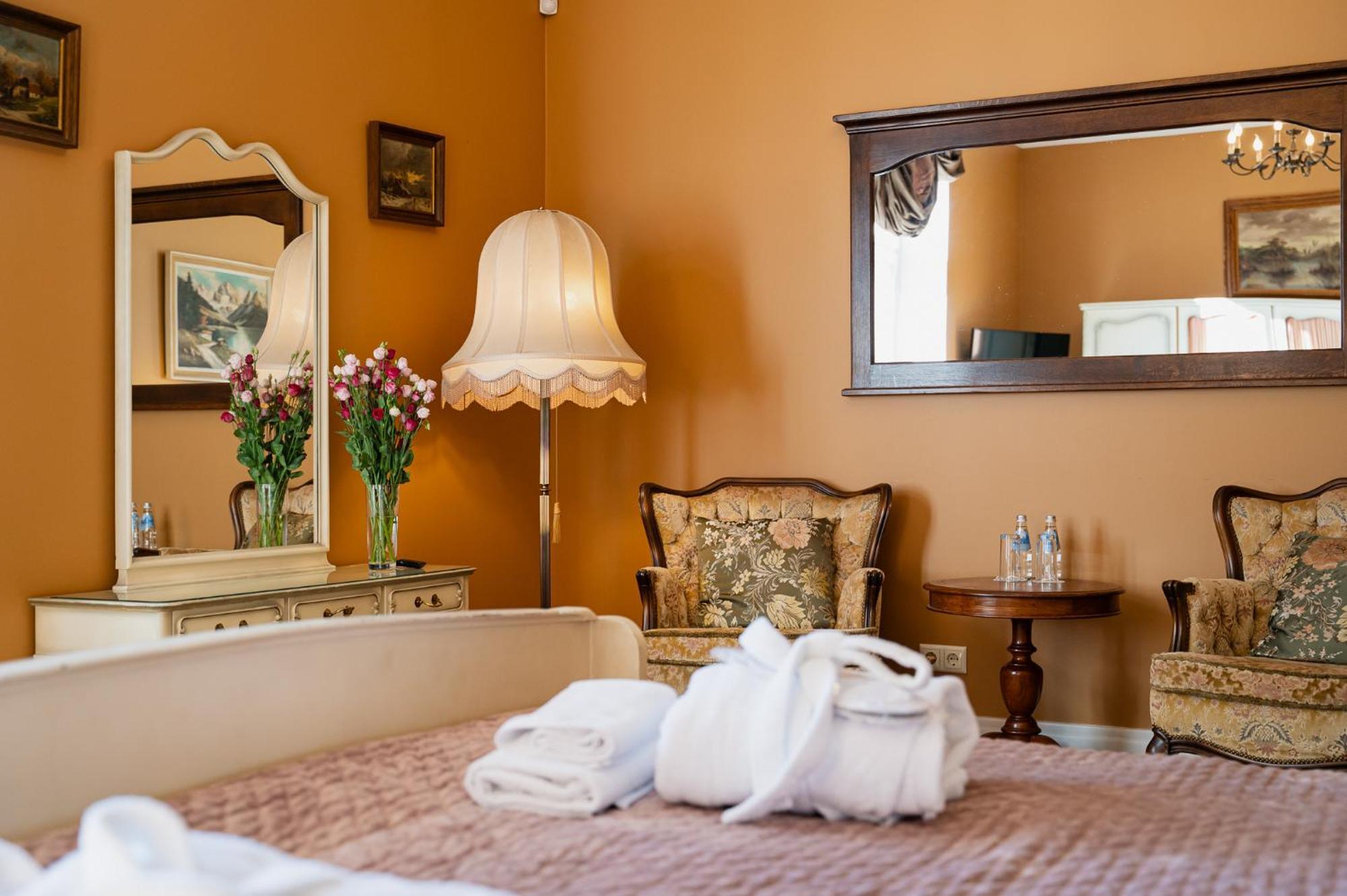 Boutique Hotel Virkas Muiza Kuldīga Oda fotoğraf