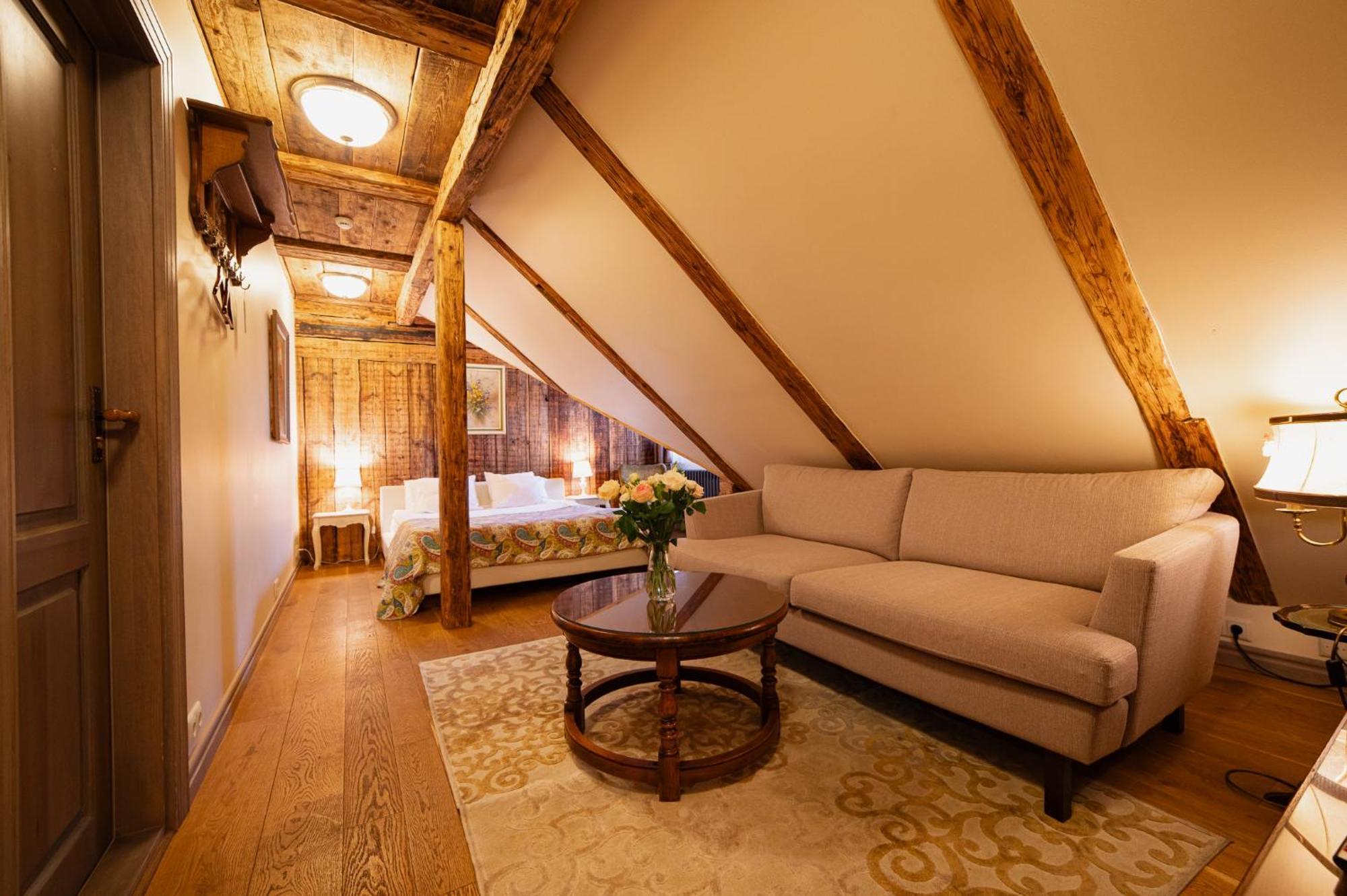 Boutique Hotel Virkas Muiza Kuldīga Oda fotoğraf