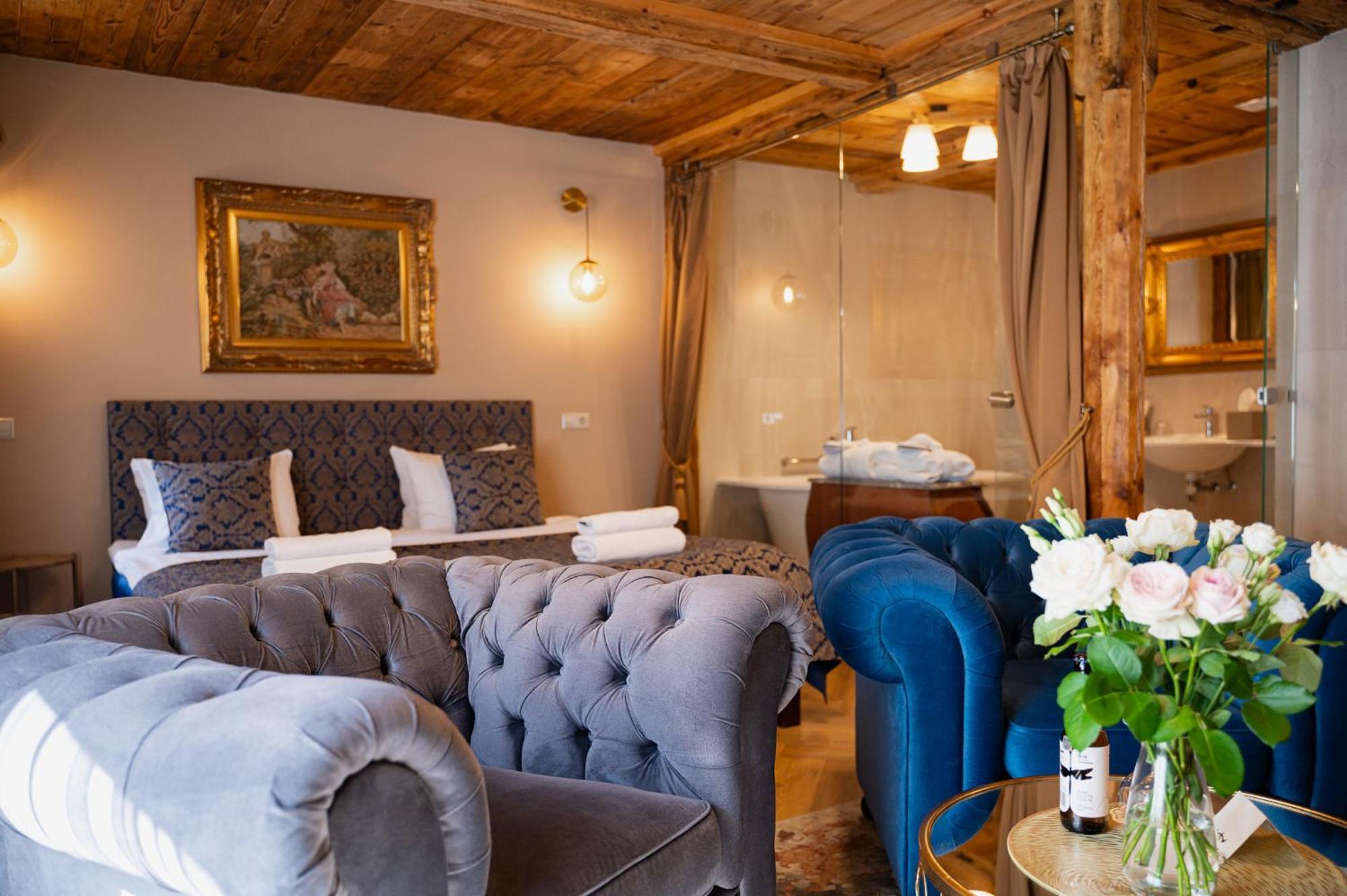 Boutique Hotel Virkas Muiza Kuldīga Oda fotoğraf