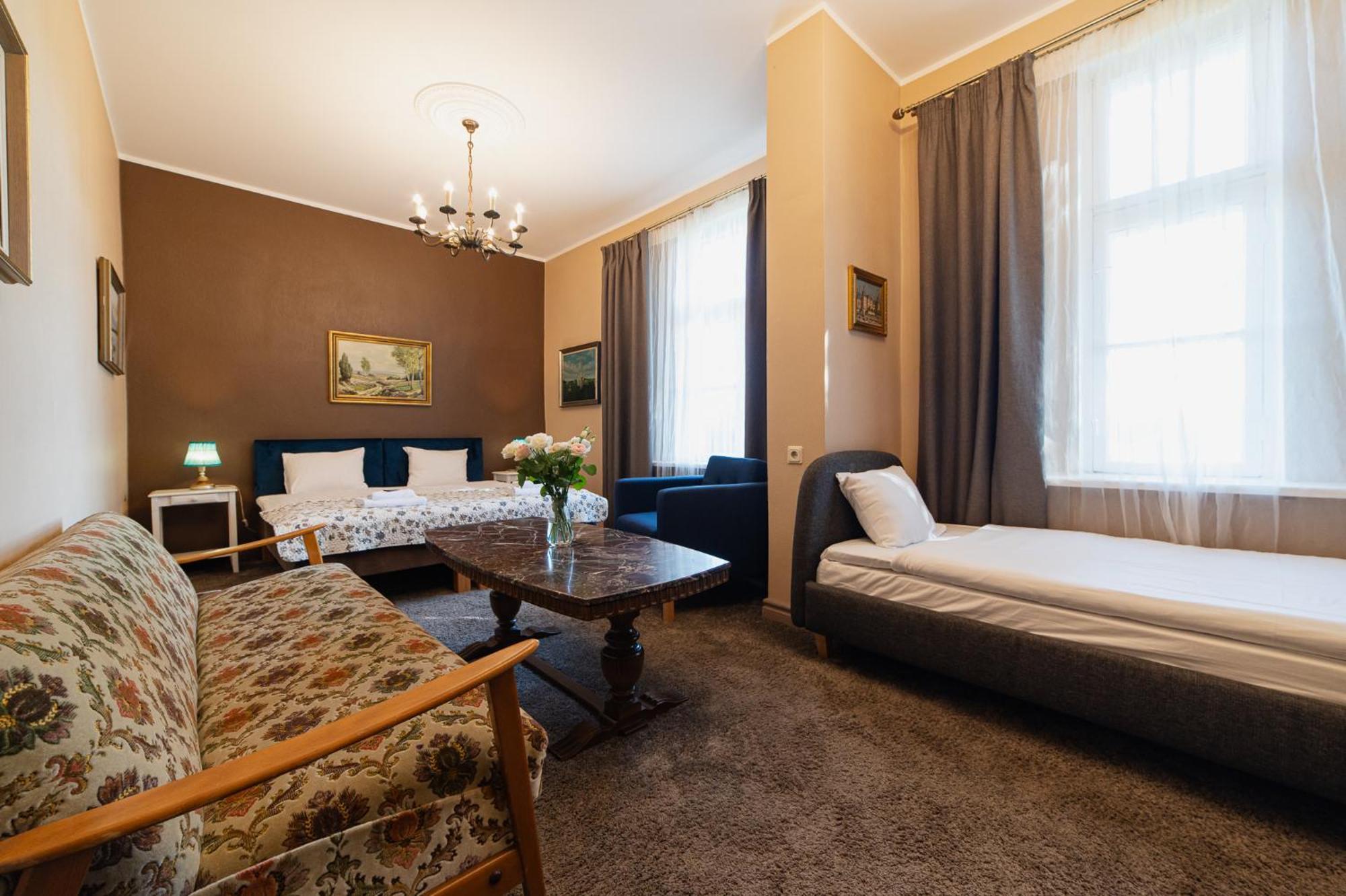 Boutique Hotel Virkas Muiza Kuldīga Oda fotoğraf
